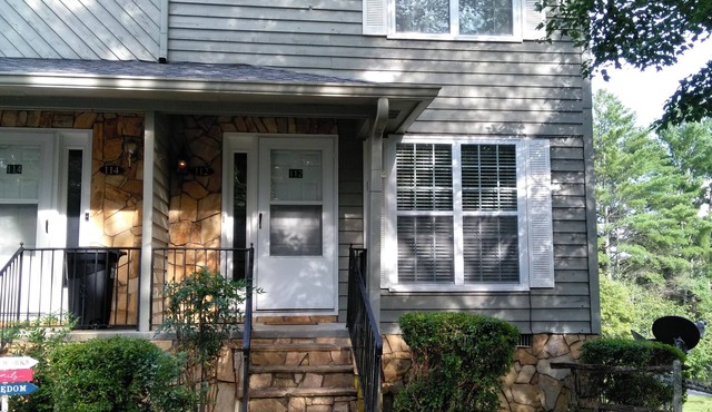 Holidays are over! Come relax and unwind at Magnificent Views in Murphy!