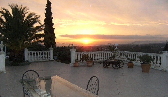 Holidays at la Cadière d'Azur - Var