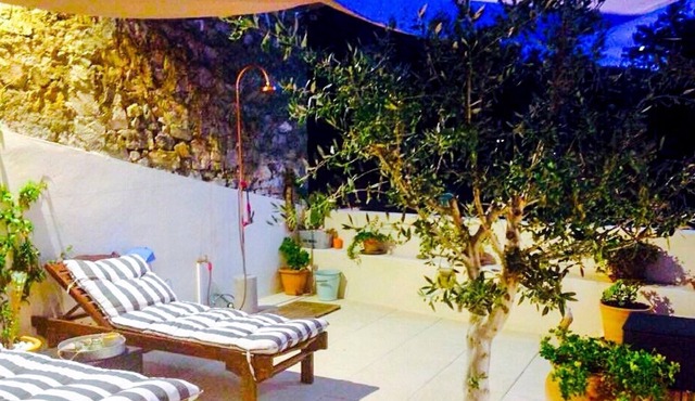 HOLIDAYS IN THE CORBIERES ... AT THE FOOT OF THE RIVER - Charming. & Restful