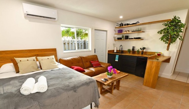 Holidays Sale | 20-40% discounts | Pool available | Beach 4min
