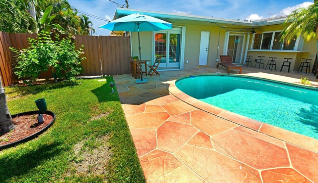 Holidays Sale | 20-40% discounts | Pool available | Beach 5min | Grill