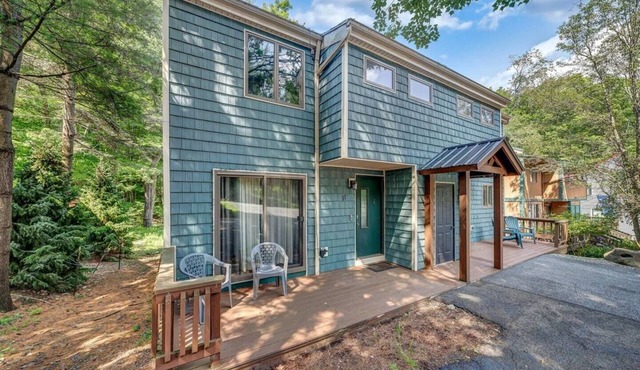 Holimont Townhouse 1/2 mile to village