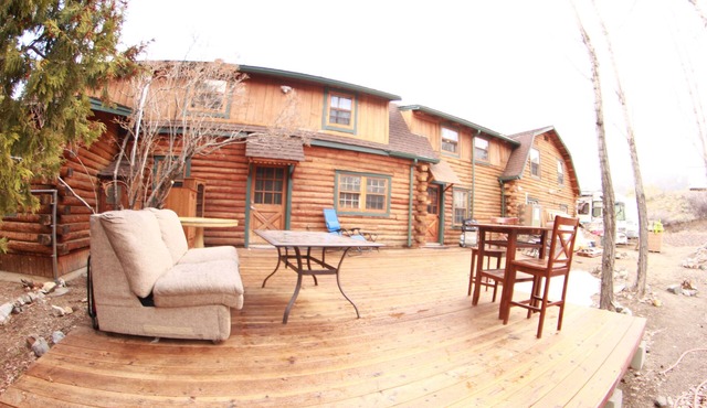 Holistic Health Day Spa and Lodging. Pampering in the Big Pines of Wrightwood,CA