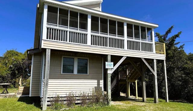 Holloman House: Dog friendly home with plenty of space