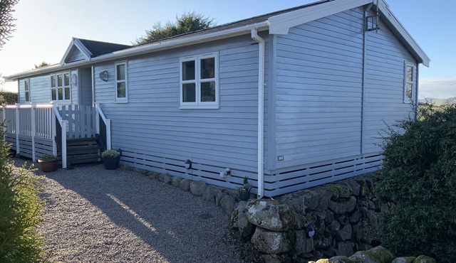 Holly Blue - Cosy wooden lodge, Kippford