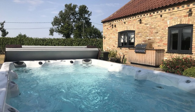 Holly Tree Barn, Ashlin Farm Barns