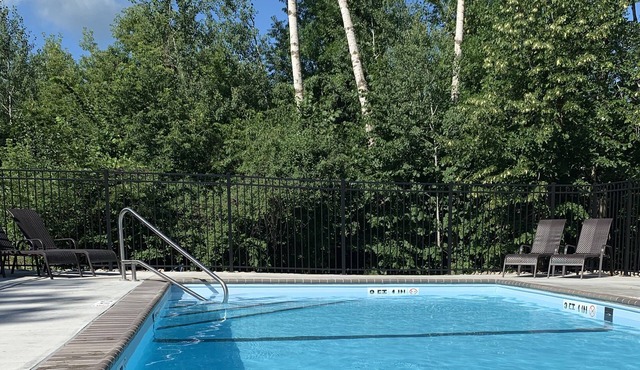 Hollys Resort