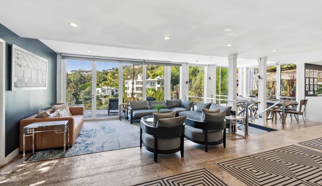Hollywood Hills 4BR | City Views by Colby & Conrad