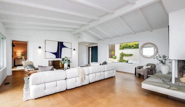 Hollywood Hills Luxury Home with Spectacular View
