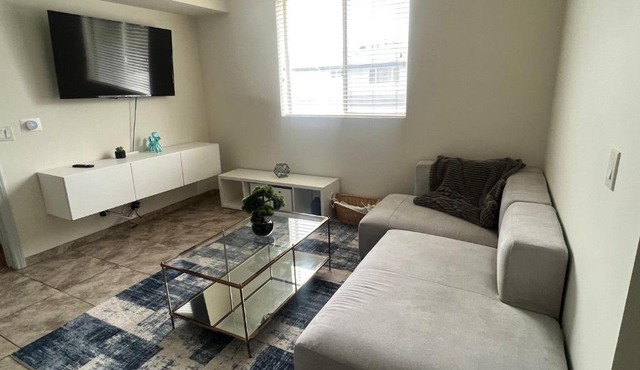 Hollywood Sign apartment