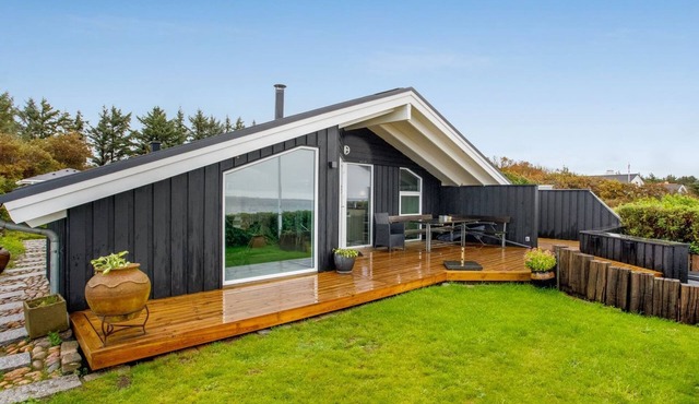 "Holmwith" - 50m from the sea by Interhome