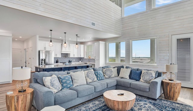 Holy Moly by Silver Sands Vacation Rentals