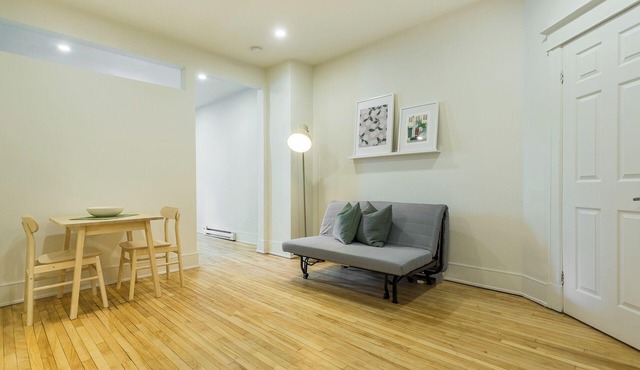 HOMA-Comfort&Style-Loft-Spacious-Natural Light-FeelHome-A/C-SelfCheckIn-Metro