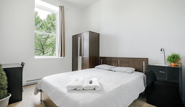 HoMa Homestay Hotel by Olympic Stadium Montreal Auberge-Hostel