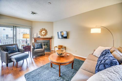 Home 5 Mi to Colonial Pkwy, 11 Mi to Busch Gardens