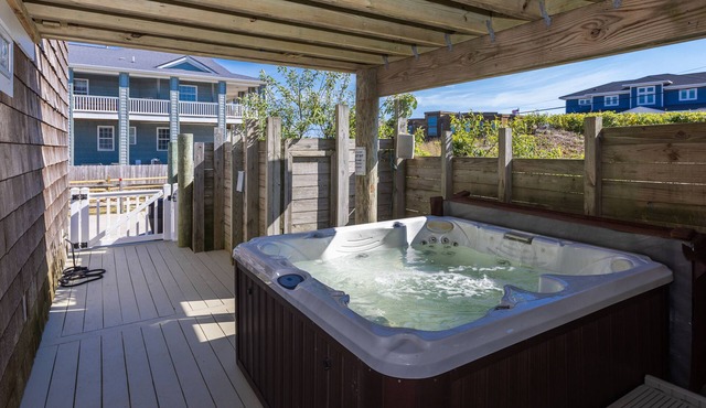 Home 75 steps from the beach with private pool, hot tub, cabana & Ping-Pong