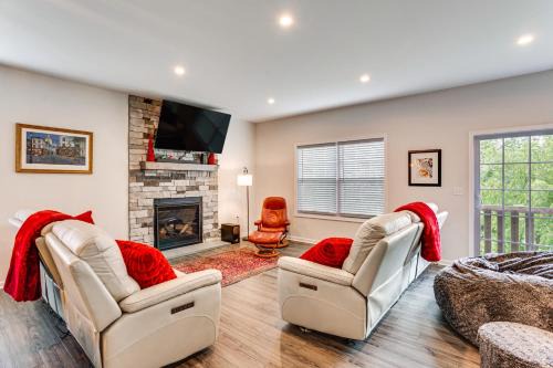 Home about 3 Mi to Penn State Pets Welcome!