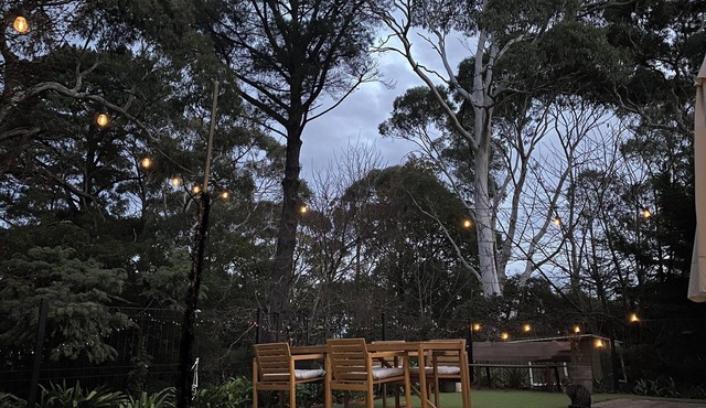 Home among the gum trees, just 15 minutes from city centre