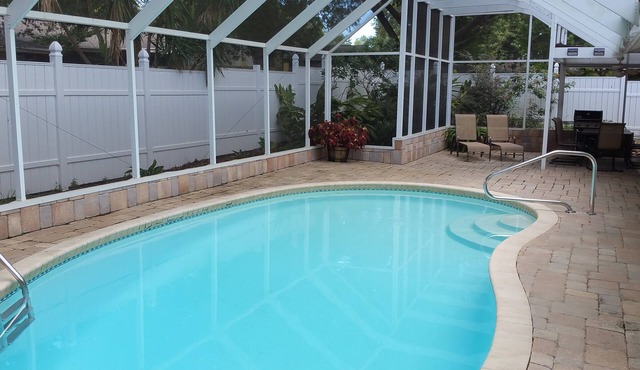 Home away from Home? Paradise in the Sun? Why not call it both! HEATED Pool !