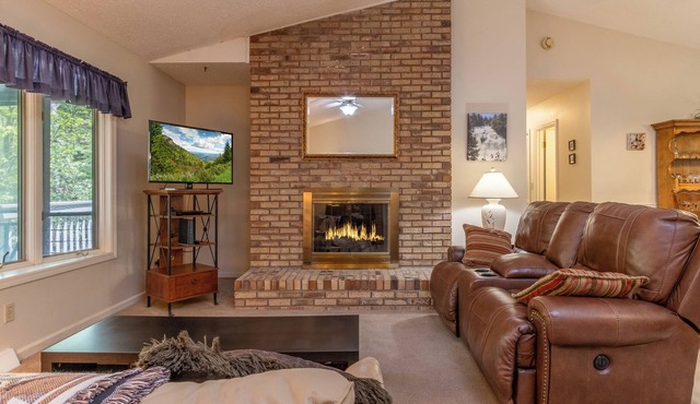 Home Away From Home | 3 Bed, 2 Bath