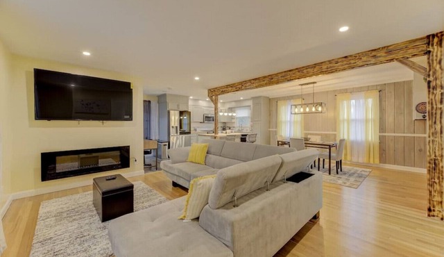 Home Away From Home - 3 BR in Columbia, SC