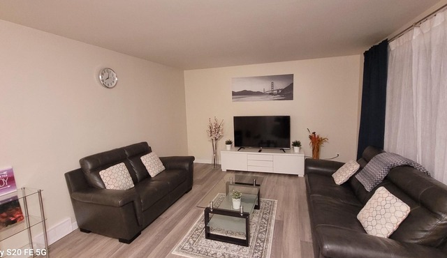 Home away from home - 6 bedroom fantastic bungalow