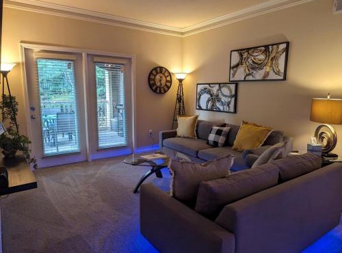 Home away from Home - Book Friday and Saturday Get Sunday Free! Sleeps 7 Immediate Availability! Beautiful Gated Community