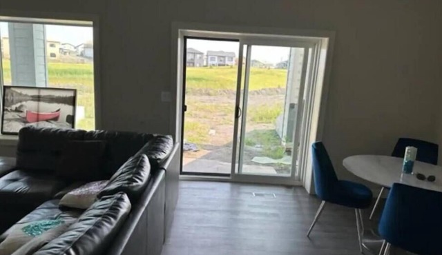 Home Away From Home:Brand new,Quite, cozy two bed rooms separate accommodation
