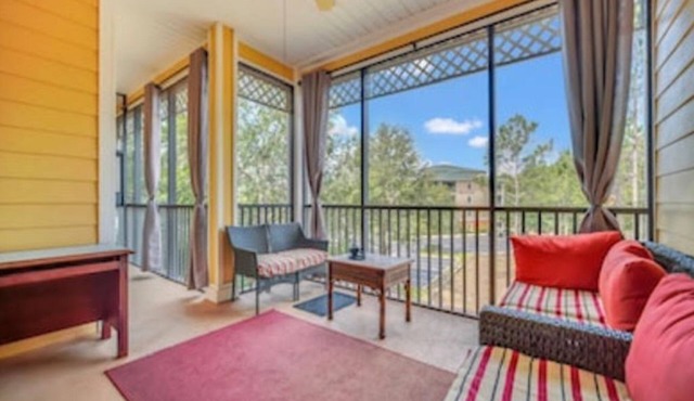 Home away from home-family sized condo. Just 7 miles from Walt Disney World!