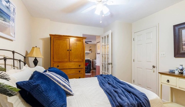 HOME AWAY FROM HOME MINUTES TO ATLANTA and SPECIAL EVENTS