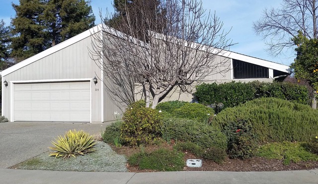 Home Away from Home/Newly updated/Walking distance to Green Belt parks and shops