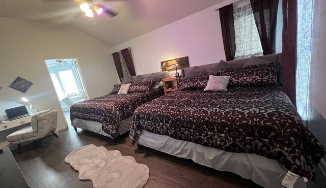 Home away from home.spacious but cozy for the whole family. King size beds