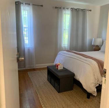 Home Away from Home Stay - 2 Bedroom,1 Bathroom - Near Capitol Hill