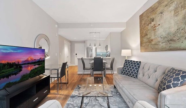 Home away from Home! Brookline 1BR nr Boston & T station