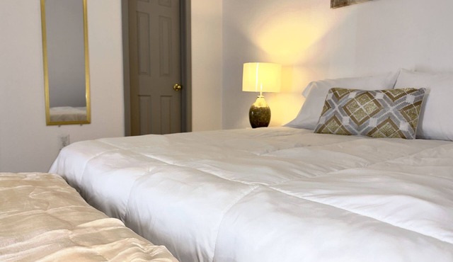Home Away From Home - 3 Bed/2 Bath - BEST VALUE
