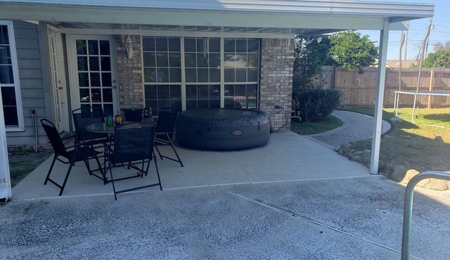 Home Away from Home and Cozy with Salt Water Pool and Hot Tub