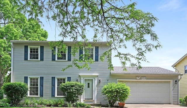 Home away from home, month to month rental, located in North Naperville