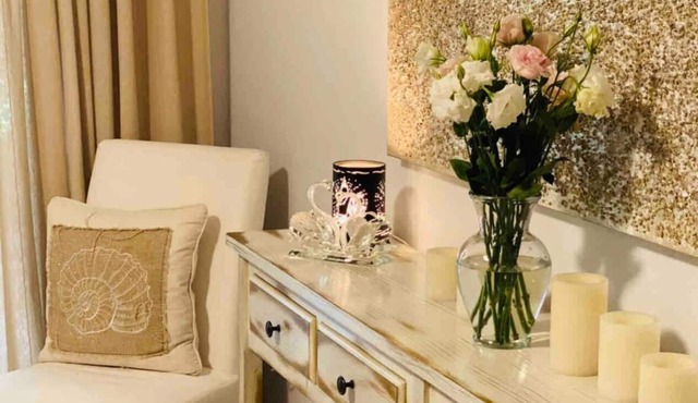 "Home away like home"-luxury, relaxing tropical escape to a sunshine state