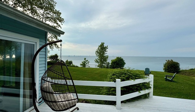 Home Away on Lake Ontario