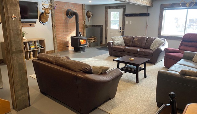 Home/Cottage near Calabogie with 40 acres. 5 min from White Lake boat launch.