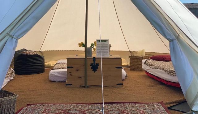 Home Farm Radnage 1 Glamping Bell Tent with Log Burner and Fire Pit