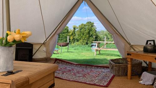 Home Farm Radnage 2 Glamping Bell Tent, with Log Burner and Fire Pit