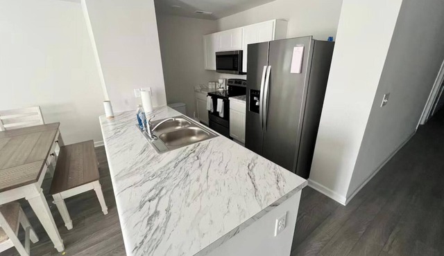 Home featuring 3 Rooms 1 Bath Sleeps 6 Guest