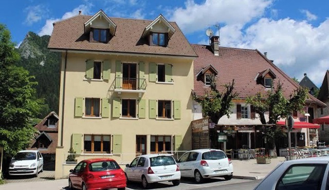 Homerez - Apt. St-Pierre Chartreuse, mountain view.