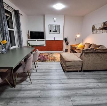 home from home 2 bed flat