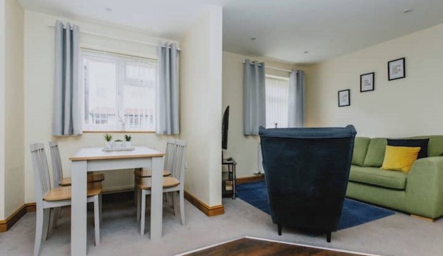 Home From Home Free Parking Ground Floor Apt