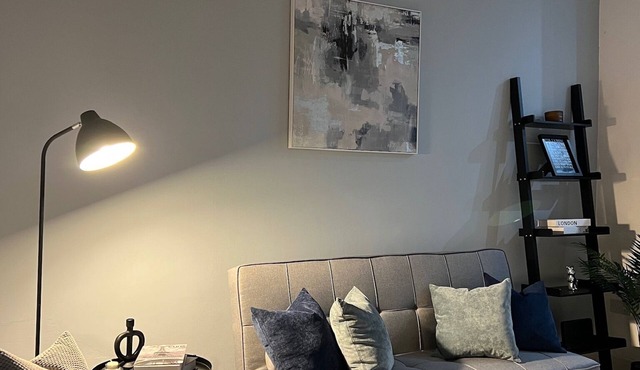 Home-from-Home Garden Free Parking Near Etihad