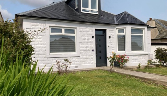 HOME FROM HOME IN EDINBURGH - NUMBER 95