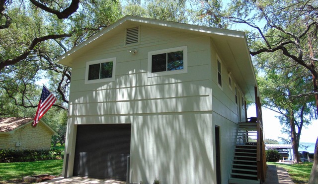 Home in a Protected Cove on Lake Buchanan.