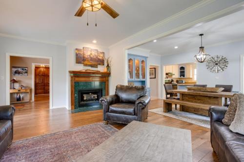 Home in Cimarron National Golf Club w/Hot Tub!